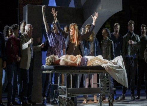 Θύελλα στις ΗΠΑ! «Δολοφονείται» ο Τραμπ σε παράσταση του Σαίξπηρ!